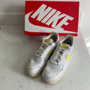 Nike Air Force 1 Low Top Sneakers White Yellow Leather Women's Sz 9.5 315115-153